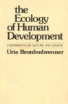Omslag: The Ecology of Human Development: Experiments by Nature and Design