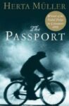Omslag: The Passport
